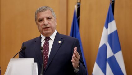 Σπάει τη σιωπή του ο Πατούλης: «Σεβαστείτε το παιδί μου» Σπάει τη σιωπή του ο Πατούλης: «Σεβαστείτε το παιδί μου»