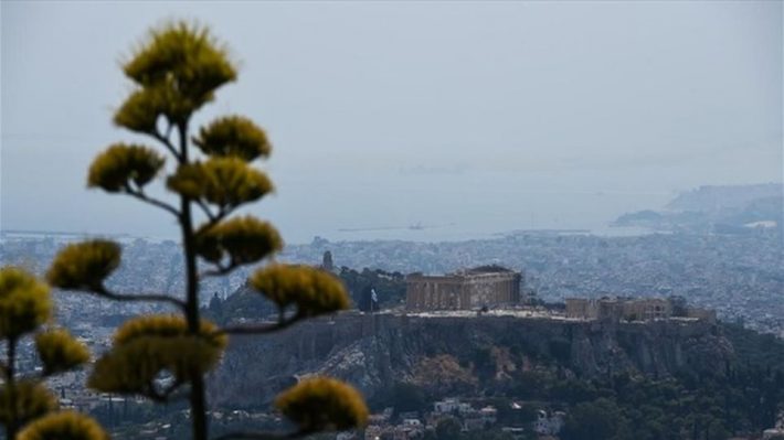 Ανεβαίνει η θερμοκρασία τη Μεγάλη Εβδομάδα