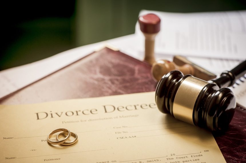 Τίτλοι τέλους: Διαζύγιο για πασίγνωστη τραγουδίστρια