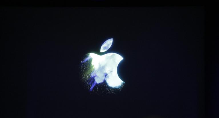 Έφηβος μηνύει την Apple για ένα δισ. δολάρια