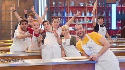 To απόλυτο spoiler για το MasterChef – Αυτή είναι η τελική πεντάδα (ΒΙΝΤΕΟ) To απόλυτο spoiler για το MasterChef – Αυτή είναι η τελική πεντάδα (ΒΙΝΤΕΟ)