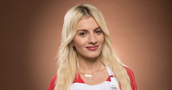 Τρέλανε κόσμο η Ασημίνα του MasterChef: «Θέλω να βγάλω τα ρούχα μου» (ΒΙΝΤΕΟ)