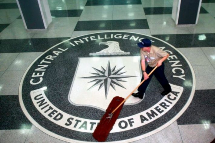 Πώς μεταμφιέζονται οι κατάσκοποι της CIA