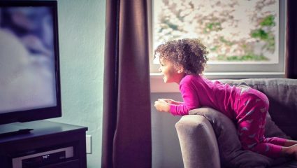 Tηλεόραση και παιδί: 7 tips για μια σωστή «σχέση» Tηλεόραση και παιδί: 7 tips για μια σωστή «σχέση»