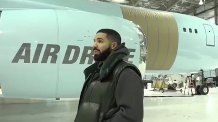 Air Drake: Ο ράπερ παρουσίασε το νέο του ιδιωτικό τζετ
