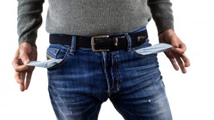 Με μισθό έως 600 ευρώ εργάζονται 770.000 Έλληνες Με μισθό έως 600 ευρώ εργάζονται 770.000 Έλληνες