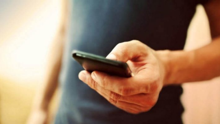 Ε.Ε.: Σε ισχύ οι μειωμένες χρέωσεις σε κλήσεις και γραπτά μηνύματα Ε.Ε.: Σε ισχύ οι μειωμένες χρέωσεις σε κλήσεις και γραπτά μηνύματα