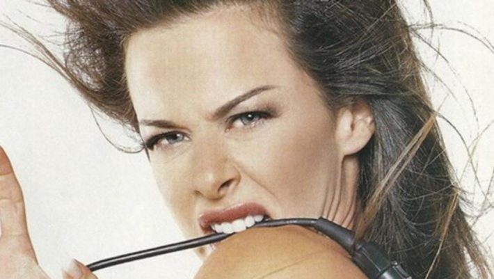 Δείτε πώς είναι σήμερα η «θεά» των 90s Ίνα Λαζοπούλου Δείτε πώς είναι σήμερα η «θεά» των 90s Ίνα Λαζοπούλου