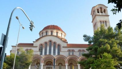 Η καυτή πατάτα: Αυτή είναι η απόφαση της κυβέρνησης για τους ανεμβολίαστους στις εκκλησίες Η καυτή πατάτα: Αυτή είναι η απόφαση της κυβέρνησης για τους ανεμβολίαστους στις εκκλησίες