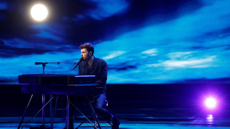 Η θλιβερή ιστορία του τραγουδιού που σάρωσε στη Eurovision