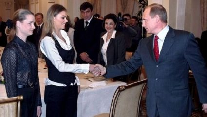 Έγκυος η «παράνομη» ερωμένη του Πούτιν! Έγκυος η «παράνομη» ερωμένη του Πούτιν!