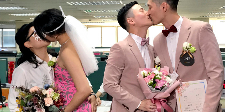 Ιστορική μέρα στην Ταϊβαν: Έγιναν οι πρώτοι γάμοι ομοφυλόφιλων -360 ζευγάρια σε μία μέρα