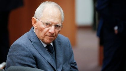 Σόιμπλε: «Η Ελλάδα σήμερα σε πολύ καλύτερη θέση σε σχέση με πριν από οκτώ χρόνια» Σόιμπλε: «Η Ελλάδα σήμερα σε πολύ καλύτερη θέση σε σχέση με πριν από οκτώ χρόνια»