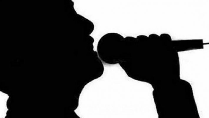 Διάσημος τραγουδιστής εξομολογείται: «Έπινα και έκανα ναρκωτικά και δε θέλω να το κρύψω»