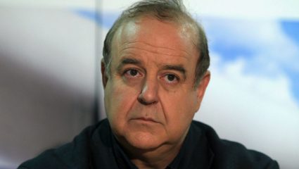 «Λύγισε» ο Χαϊκάλης όταν ρωτήθηκε για τον χωρισμό του (ΒΙΝΤΕΟ) «Λύγισε» ο Χαϊκάλης όταν ρωτήθηκε για τον χωρισμό του (ΒΙΝΤΕΟ)