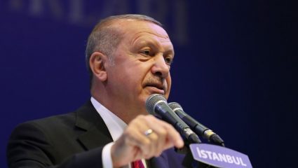 Πρόκληση Ερντογάν: Πανηγυρίζει στο Twitter για την Άλωση της Κωνσταντινούπολης Πρόκληση Ερντογάν: Πανηγυρίζει στο Twitter για την Άλωση της Κωνσταντινούπολης