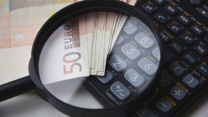 Προς παράταση προθεσμιών για φορολογικές δηλώσεις και 120 δόσεις Προς παράταση προθεσμιών για φορολογικές δηλώσεις και 120 δόσεις