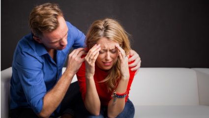 Οι ατάκες που λέμε σε κάποιον που παθαίνει κρίση πανικού Οι ατάκες που λέμε σε κάποιον που παθαίνει κρίση πανικού
