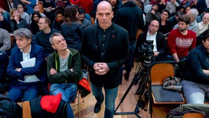 Βαρουφάκης: «Ο Αλέξης ξέρει πως ξέρω ότι ξέρει» Βαρουφάκης: «Ο Αλέξης ξέρει πως ξέρω ότι ξέρει»