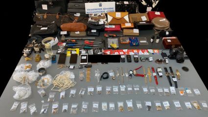 Εξαρθρώθηκε η σπείρα που λήστευε ποδοσφαιριστές Εξαρθρώθηκε η σπείρα που λήστευε ποδοσφαιριστές