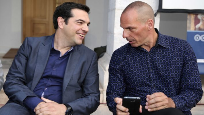 Αιχμηρή απάντηση Βαρουφάκη σε Τσίπρα: «Ήρθε η ώρα για Ενήλικες στο Δωμάτιο» Αιχμηρή απάντηση Βαρουφάκη σε Τσίπρα: «Ήρθε η ώρα για Ενήλικες στο Δωμάτιο»
