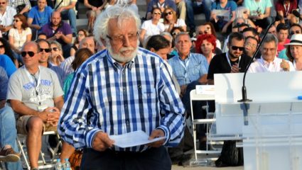 Το τηλέφωνο που περίμενε από τον Τσίπρα ο Γιώργος Γραμματικάκης Το τηλέφωνο που περίμενε από τον Τσίπρα ο Γιώργος Γραμματικάκης