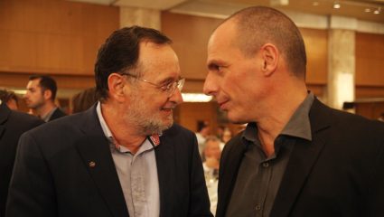 Λαφαζάνης: Ο Βαρουφάκης πάσχει από μυθομανία Λαφαζάνης: Ο Βαρουφάκης πάσχει από μυθομανία