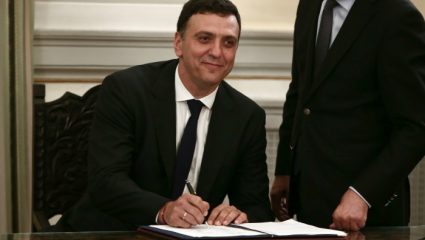 Τον «τελείωσε» με συνοπτικές διαδικασίες ο Κικίλιας Τον «τελείωσε» με συνοπτικές διαδικασίες ο Κικίλιας
