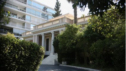 Για καταστρατήγηση του νόμου κατηγορούν τη ΝΔ για τον ορισμών των 52 γενικών γραμματέων Για καταστρατήγηση του νόμου κατηγορούν τη ΝΔ για τον ορισμών των 52 γενικών γραμματέων
