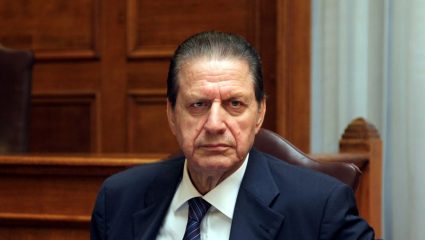 Ληστεία στο σπίτι του Πολύδωρα – Διαρρήκτες έφυγαν με λεία-μαμούθ Ληστεία στο σπίτι του Πολύδωρα – Διαρρήκτες έφυγαν με λεία-μαμούθ