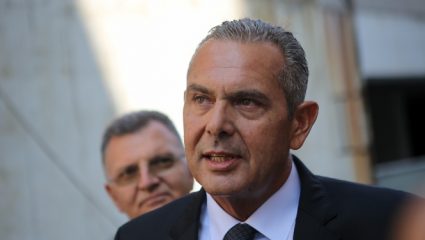 Απίστευτη επίθεση Καμμένου σε Ερντογάν: «Εμείς θα τιμάμε τα Ίμια και εσείς θα κάθεστε σαν κότες» Απίστευτη επίθεση Καμμένου σε Ερντογάν: «Εμείς θα τιμάμε τα Ίμια και εσείς θα κάθεστε σαν κότες»