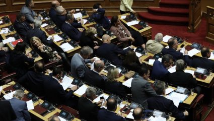 Οι έξι της προανακριτικής που αποδεικνύονται μπελάς Οι έξι της προανακριτικής που αποδεικνύονται μπελάς