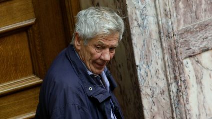 Πως ο Κασιδιάρης προκάλεσε τον Μπαλαούρα Πως ο Κασιδιάρης προκάλεσε τον Μπαλαούρα
