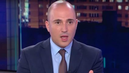 Μπογδάνος εναντίον Άγγελου Μενδρινού Μπογδάνος εναντίον Άγγελου Μενδρινού