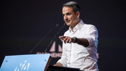 Ενοχλημένος με Κυρανάκη ο Μητσοτάκης Ενοχλημένος με Κυρανάκη ο Μητσοτάκης