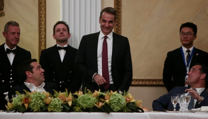 Άδωνις για τις εικόνες με τον Τσίπρα: «Θέλατε να γίνουμε ρεζίλι και στην Κίνα;» Άδωνις για τις εικόνες με τον Τσίπρα: «Θέλατε να γίνουμε ρεζίλι και στην Κίνα;»
