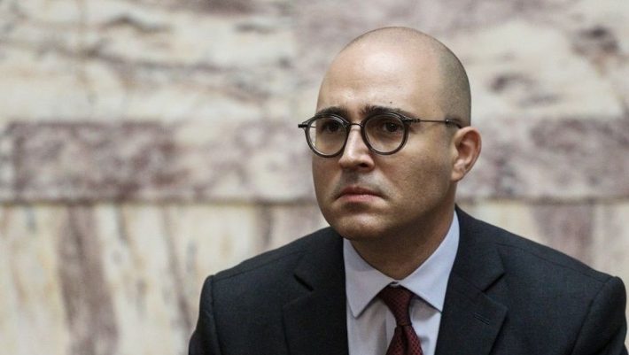 «Αυτόν τον δρόμο Κωνσταντίνε Μπογδάνε, θα τον πας μόνος σου» «Αυτόν τον δρόμο Κωνσταντίνε Μπογδάνε, θα τον πας μόνος σου»