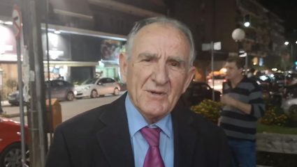 «Ξηλώθηκε» ο 80χρονος διοικητής από το Νοσοκομείο Καρδίτσας «Ξηλώθηκε» ο 80χρονος διοικητής από το Νοσοκομείο Καρδίτσας