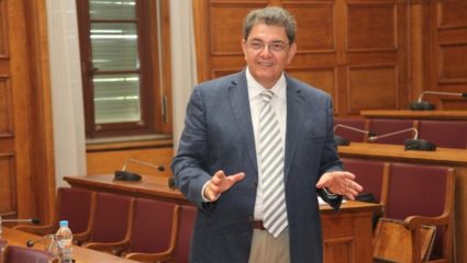 Διαφημίζει το τυρί του πρώην υπουργός του ΠΑΣΟΚ – ΒΙΝΤΕΟ Διαφημίζει το τυρί του πρώην υπουργός του ΠΑΣΟΚ – ΒΙΝΤΕΟ