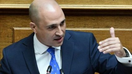 Εξώδικο Μπογδάνου στην «Ελληνοφρένεια» επειδή τον είπαν «ρουφιάνο» Εξώδικο Μπογδάνου στην «Ελληνοφρένεια» επειδή τον είπαν «ρουφιάνο»