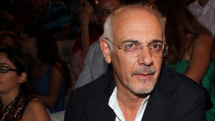 To απόλυτο μπάχαλο σε παράσταση του Γιώργου Κιμούλη – Έξαλλοι οι θεατές To απόλυτο μπάχαλο σε παράσταση του Γιώργου Κιμούλη – Έξαλλοι οι θεατές