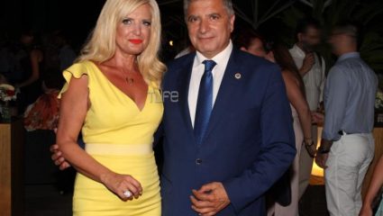 Η Μαρίνα Πατούλη… αλλιώς: σε μηχανή με παγιέτες και ψηλοτάκουνες μπότες Η Μαρίνα Πατούλη… αλλιώς: σε μηχανή με παγιέτες και ψηλοτάκουνες μπότες
