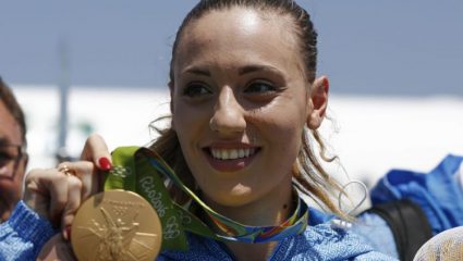 Δημοσιογράφος στην Άννα Κορακάκη: «Δεν θα με μάθεις δημοσιογραφία» Δημοσιογράφος στην Άννα Κορακάκη: «Δεν θα με μάθεις δημοσιογραφία»