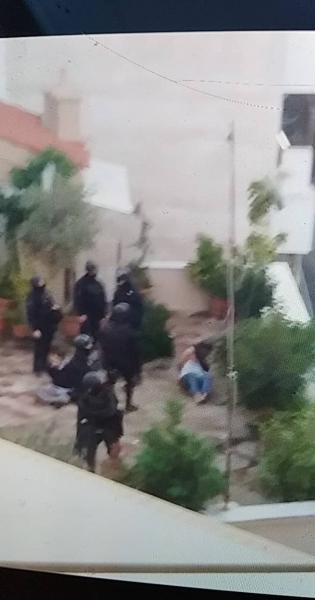 Συλλήψεις με κουκούλες και αστυνομική βία στο Κουκάκι! (ΦΩΤΟ+ΒΙΝΤΕΟ)