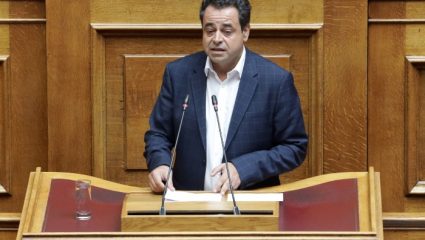 Κράξιμο Σαντορινιού σε Μητσοτάκη: «Μόνο για φωτογραφίες πήγε στην Κάσο» Κράξιμο Σαντορινιού σε Μητσοτάκη: «Μόνο για φωτογραφίες πήγε στην Κάσο»
