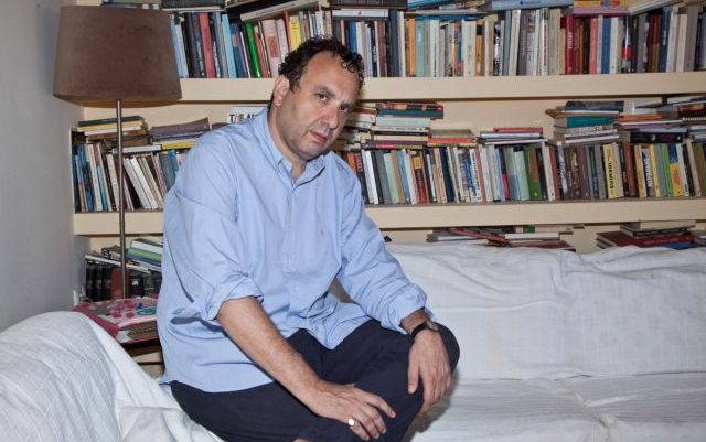 Αντιδράσεις για το σχόλιο του Χρήστου Χωμενίδη για τον Θάνο Μικρούτσικο Αντιδράσεις για το σχόλιο του Χρήστου Χωμενίδη για τον Θάνο Μικρούτσικο