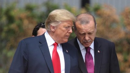 Ανάλυση- «μαχαιριά» για την Ελλάδα: «Δεν είναι μόνοι τους οι Τούρκοι…» Ανάλυση- «μαχαιριά» για την Ελλάδα: «Δεν είναι μόνοι τους οι Τούρκοι…»