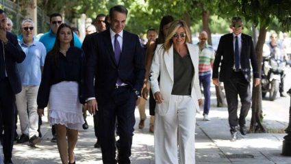 O Κυριάκος Μητσοτάκης θα κάνει την ανατροπή; Το όνομα που παίζει για πρόεδρος της Δημοκρατίας O Κυριάκος Μητσοτάκης θα κάνει την ανατροπή; Το όνομα που παίζει για πρόεδρος της Δημοκρατίας