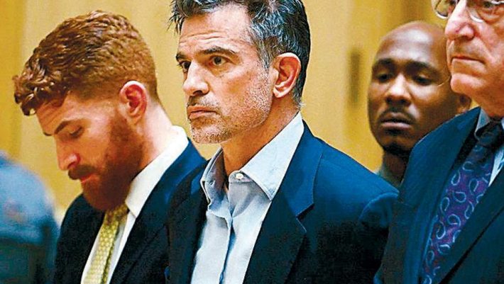 Το στοιχείο που ενοχοποίησε τον Φώτη Ντούλος για τη δολοφονία της γυναίκας του Το στοιχείο που ενοχοποίησε τον Φώτη Ντούλος για τη δολοφονία της γυναίκας του
