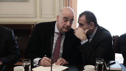 «Άδειασε» τον Παναγωτόπουλο ο Δένδιας «Άδειασε» τον Παναγωτόπουλο ο Δένδιας